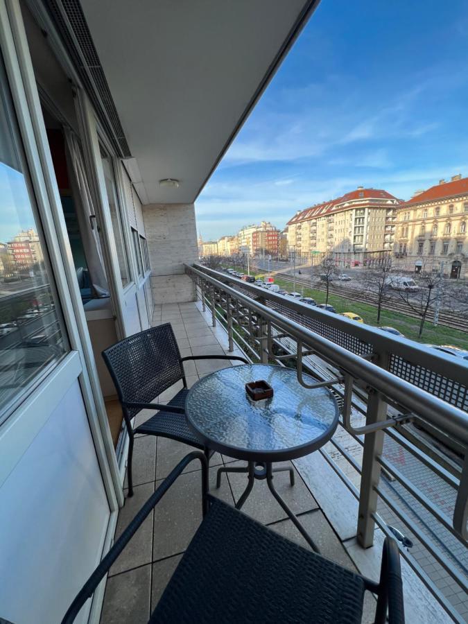 Luxury Apartment Dunapest With Spa And Pool Budapest Luaran gambar